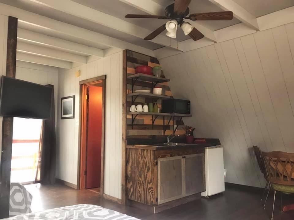 Calm Waters Resort Indian Point المظهر الخارجي الصورة