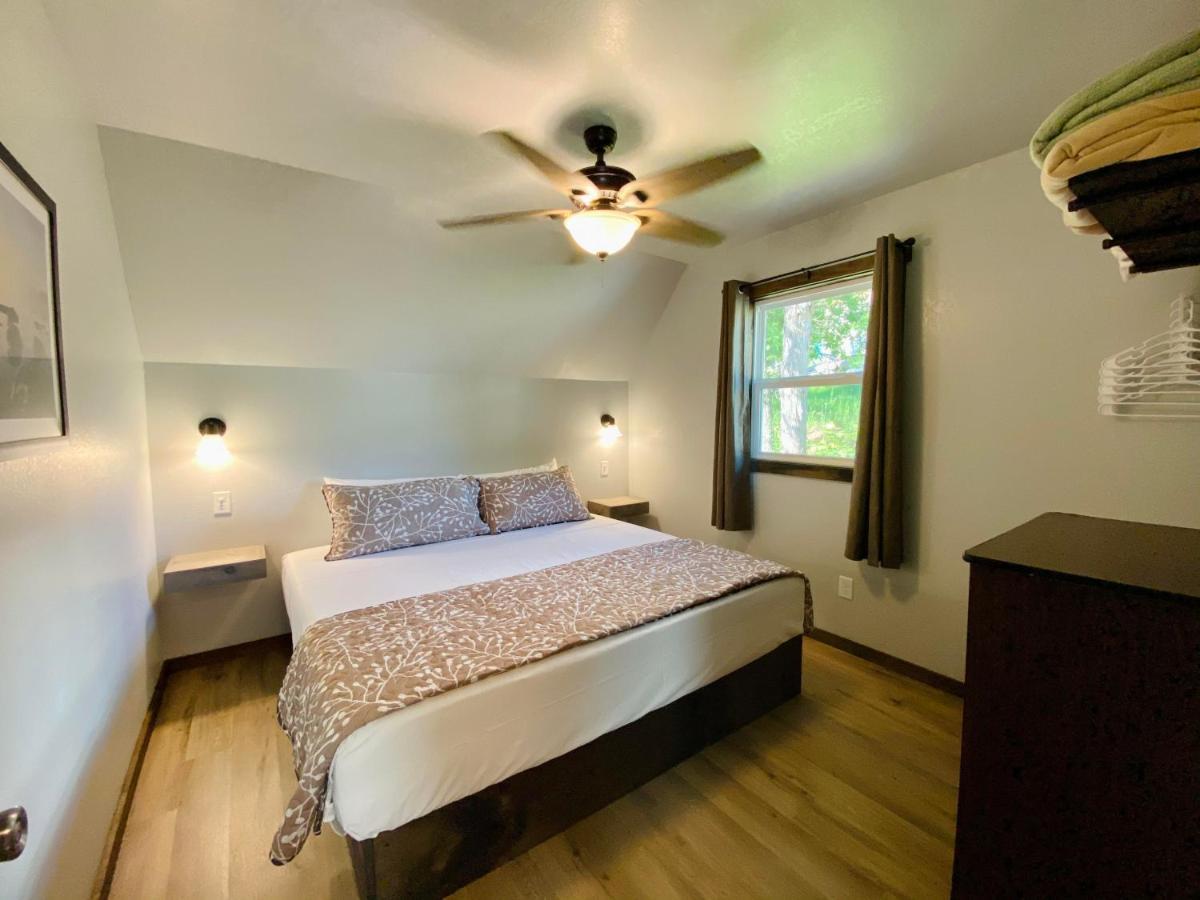 Calm Waters Resort Indian Point المظهر الخارجي الصورة