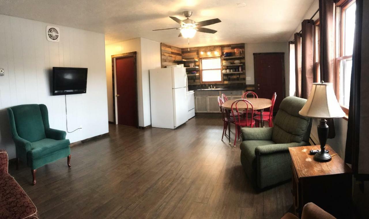 Calm Waters Resort Indian Point المظهر الخارجي الصورة
